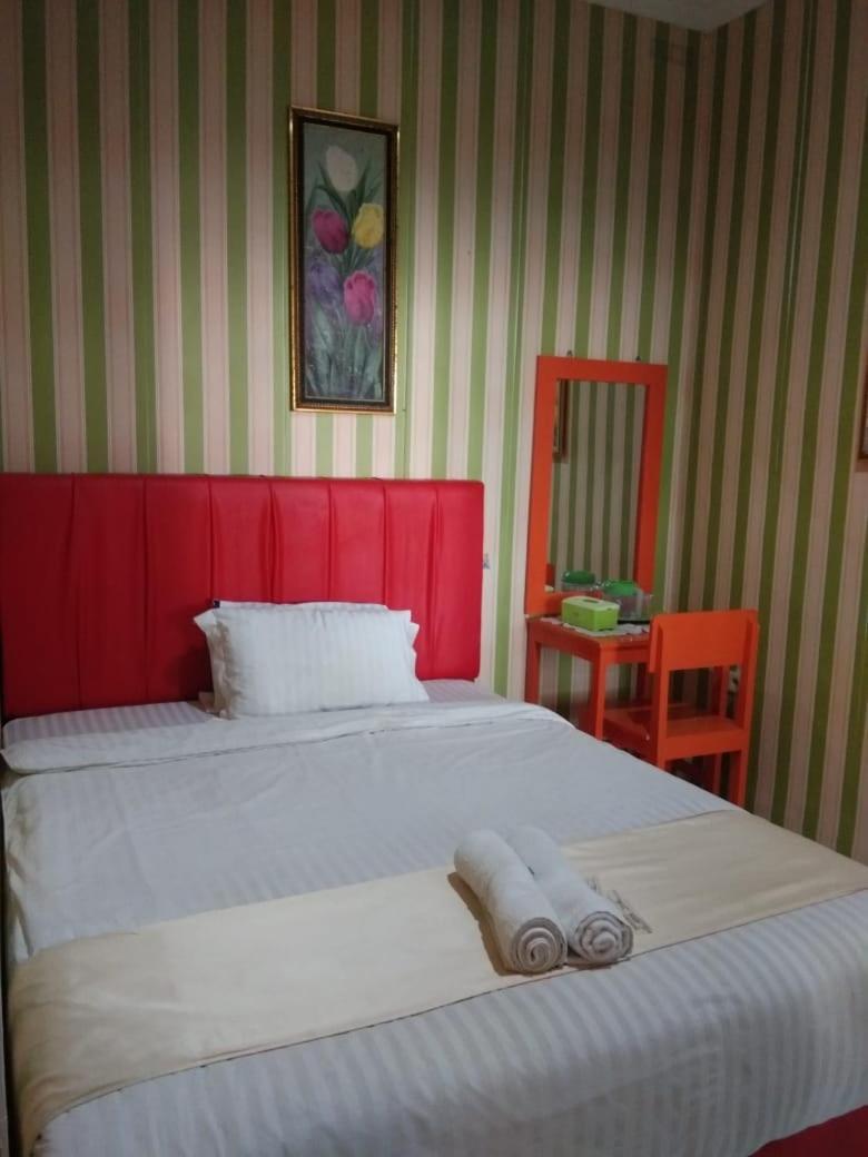 Hotel Krui Syariah Ngoại thất bức ảnh